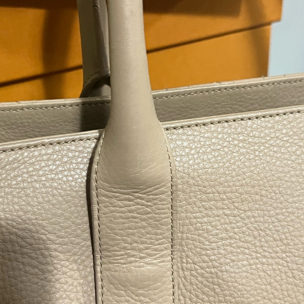 Dior Cannage tote - Picture 6 of 17